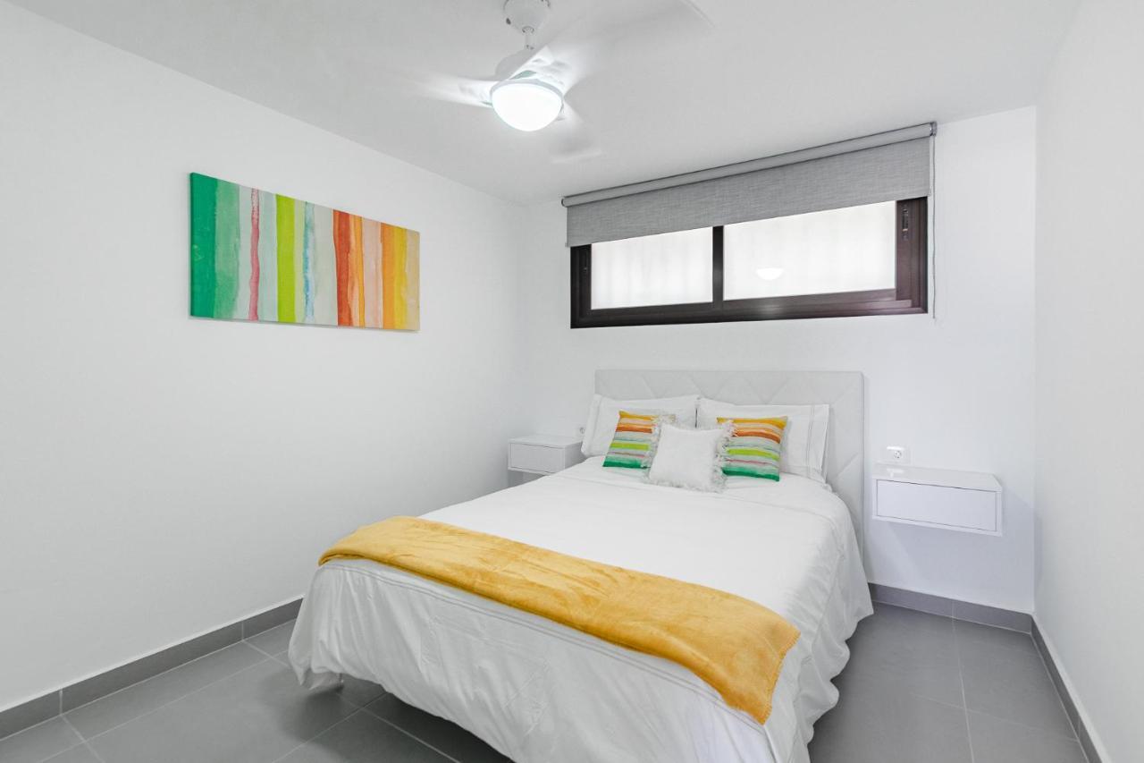 Buenavista Sunflower Apartment In Playa La Arena Puerto de Santiago  Buitenkant foto