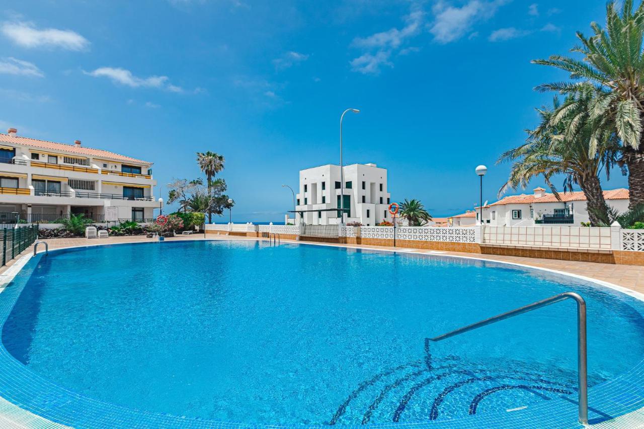 Buenavista Sunflower Apartment In Playa La Arena Puerto de Santiago  Buitenkant foto