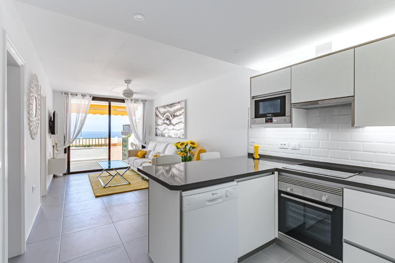 Buenavista Sunflower Apartment In Playa La Arena Puerto de Santiago  Buitenkant foto