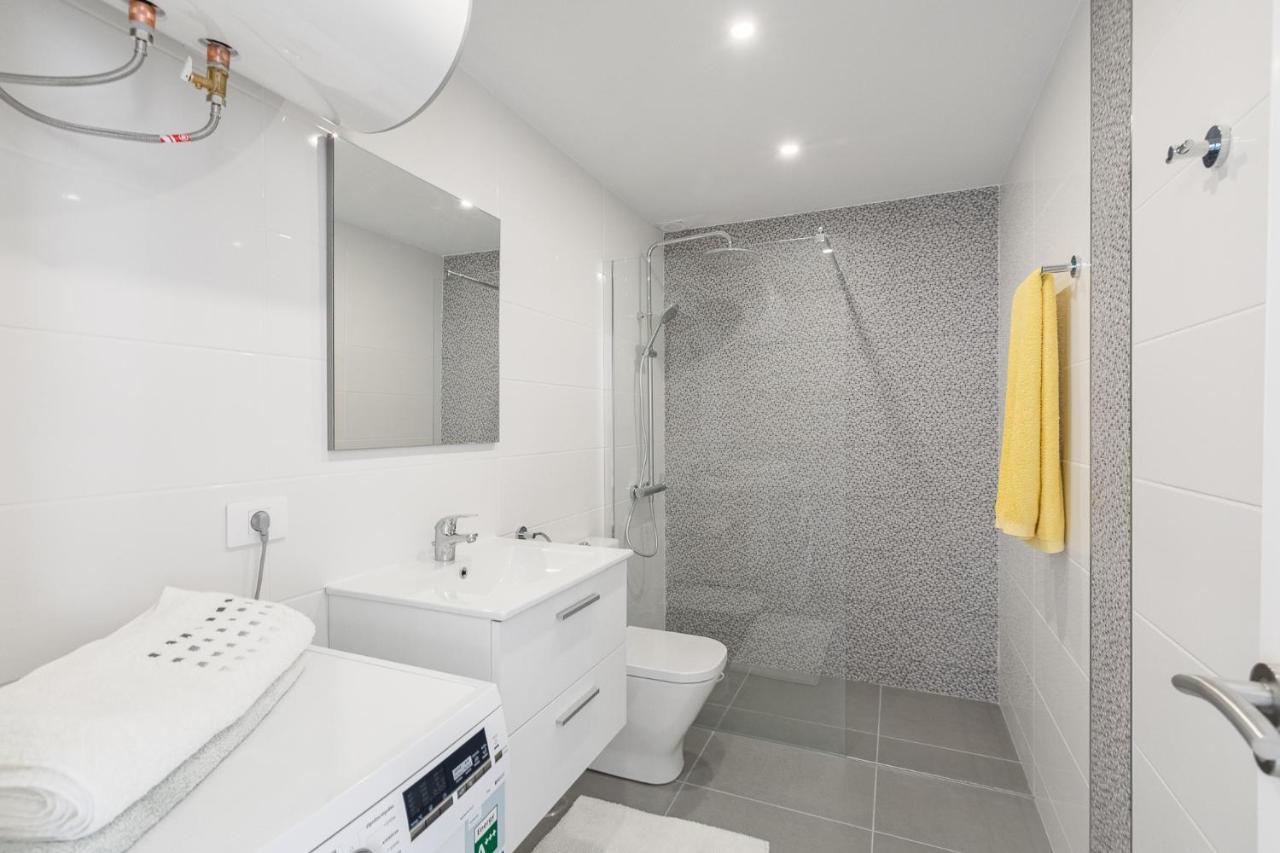 Buenavista Sunflower Apartment In Playa La Arena Puerto de Santiago  Buitenkant foto