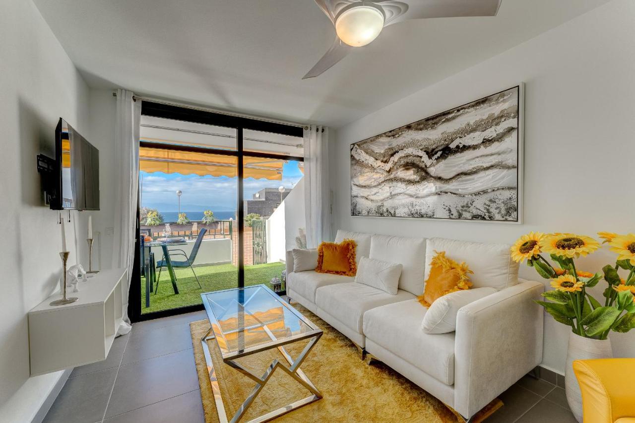 Buenavista Sunflower Apartment In Playa La Arena Puerto de Santiago  Buitenkant foto